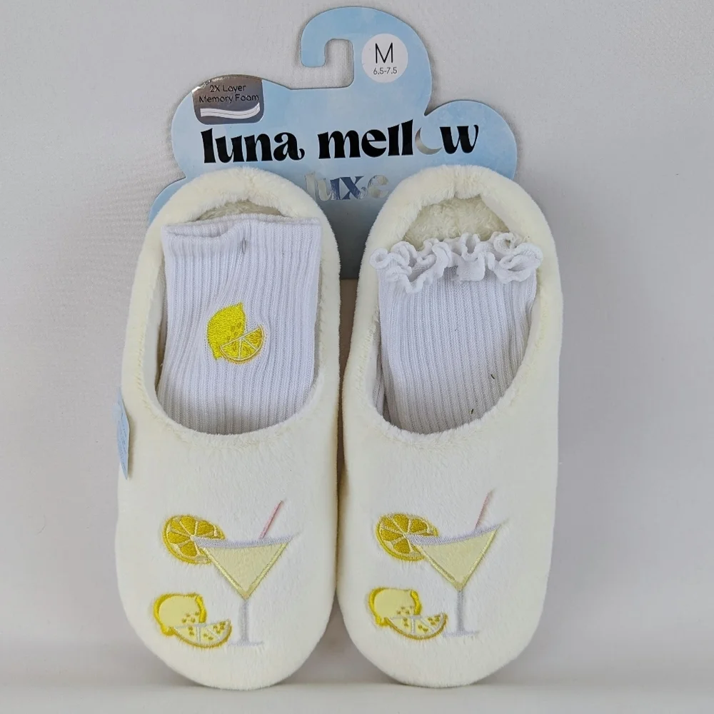 Slippers Lemon Drop Martini Embroidery Faux Fur Slip On Ivory M (6.5-7.5) NWT - Picture 9 of 13